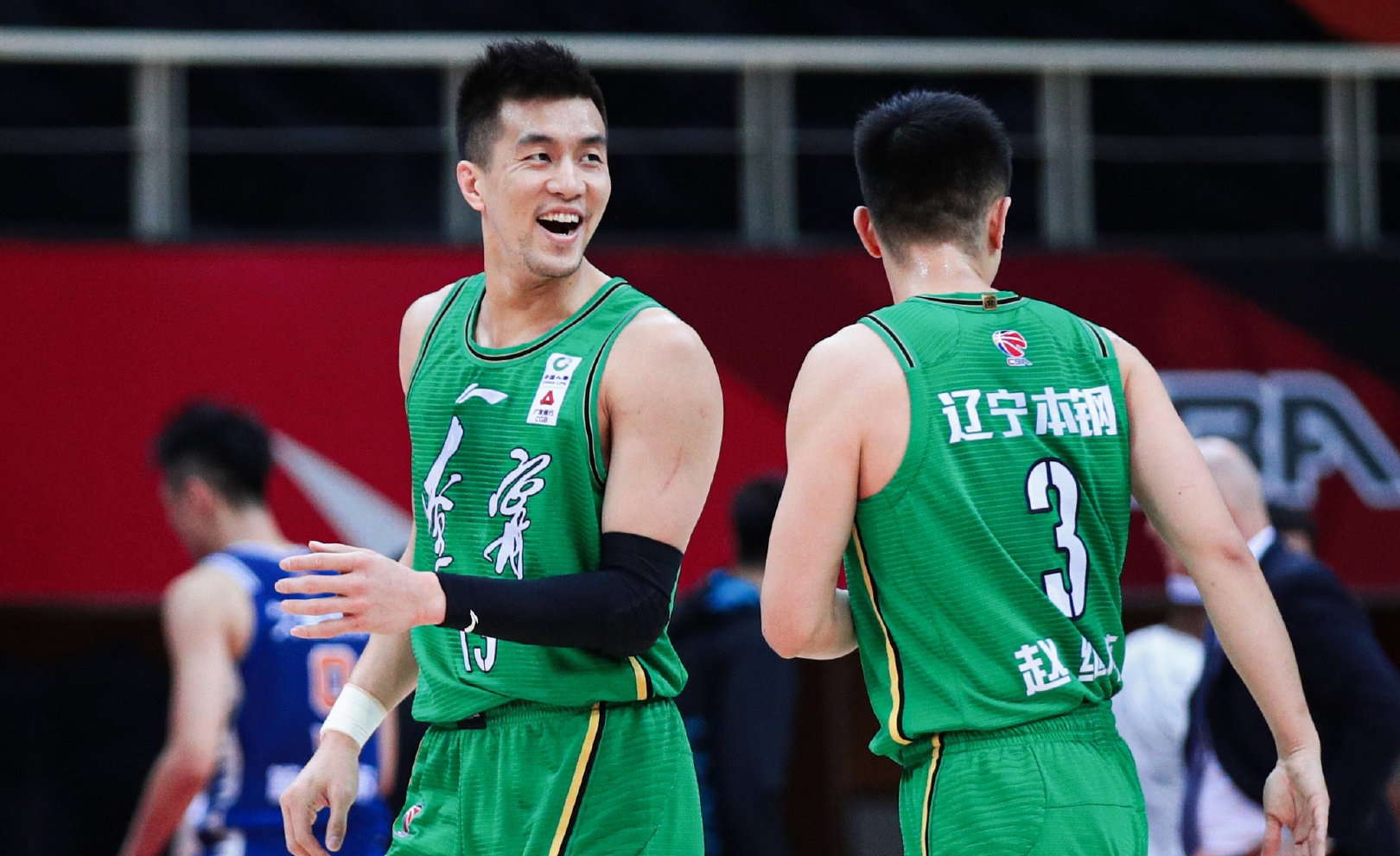 郭艾伦有可能赛季报销吗？国内名记：现在处境和NBA那次差不多