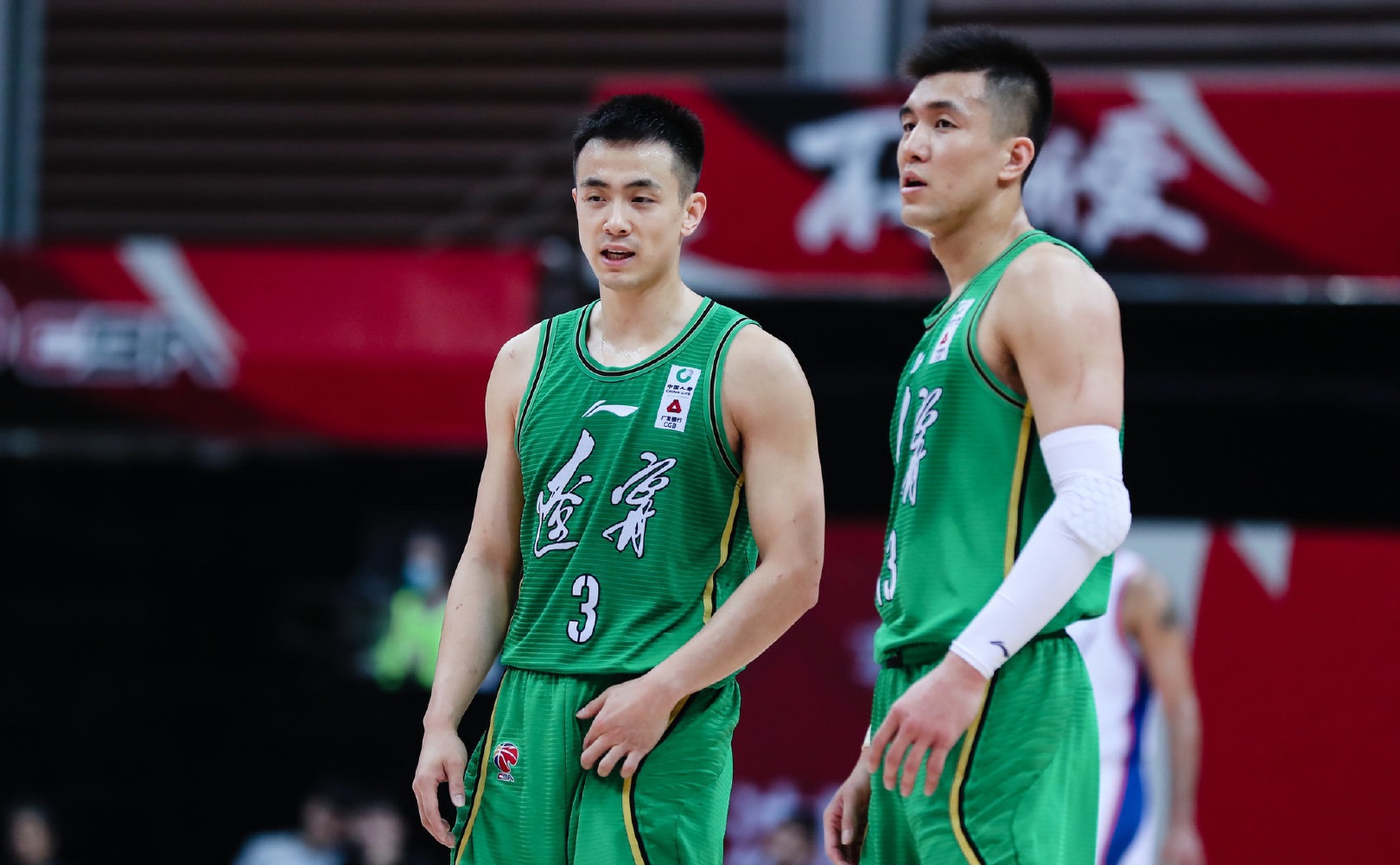 郭艾伦有可能赛季报销吗？国内名记：现在处境和NBA那次差不多