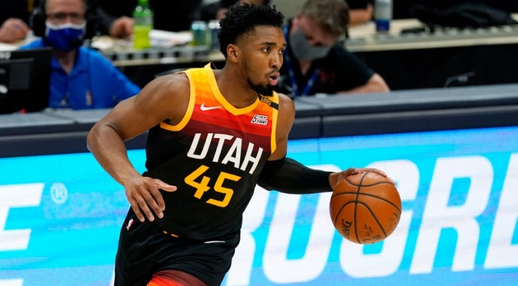 状态低迷！米切尔23中6得到16分 奥尼尔8投0中仅靠罚球得到2分