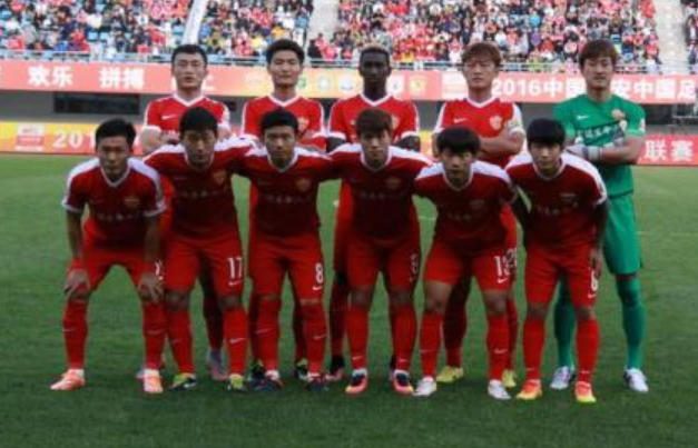 中国足坛最近10年消失的职业队：一共45支，上赛季16队解散