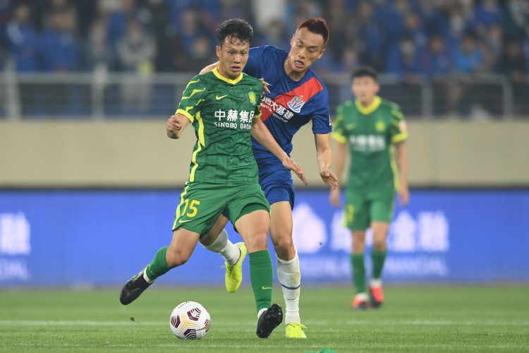 北青：国安完败于申花 U23球员高天意让人眼前一亮