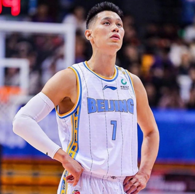 林书豪长文解释离开CBA真因：只想要份十天短合同 我还是NBA水平