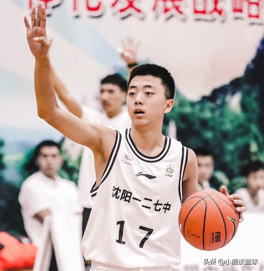 CBA快讯：郭艾伦接班人留队，胡明轩徐杰打游戏，辽宁瞄准欧冠MVP