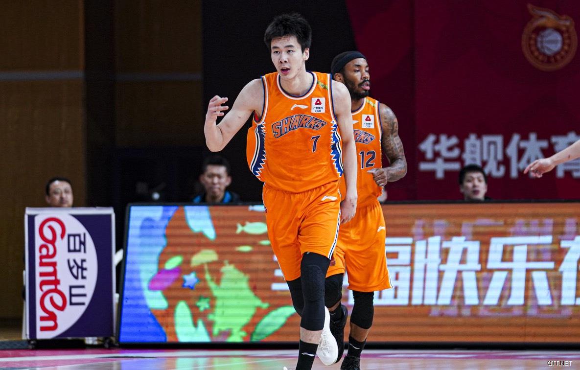 预计次轮被选中！CBA最强后卫新星或进NBA，中国男篮崛起有戏了