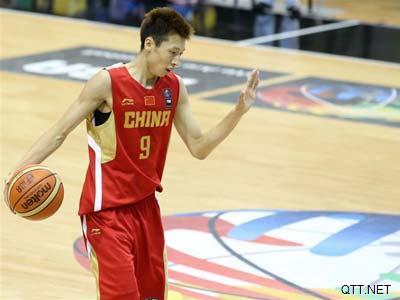 大胆预测中国男篮12人阵容，攻守兼备，说出你心中的阵容