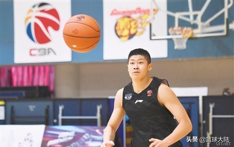 正式退队！北京首钢球星李佳宜续约离队 怕告别CBA