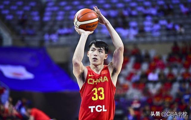 CBA三消息：栾利程报名选秀，FIBA官方列举球星，曾凡博去向未定