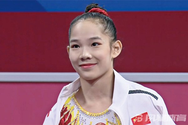 唐茜靖表情轻松