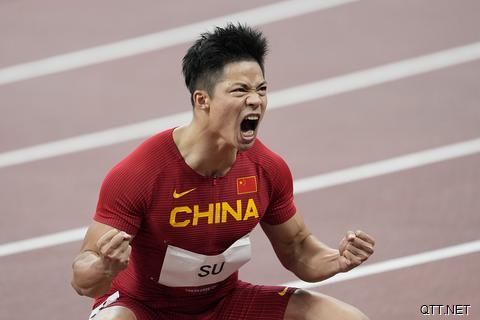 挺进决赛！中国队田径男子4X100米接力成功晋级