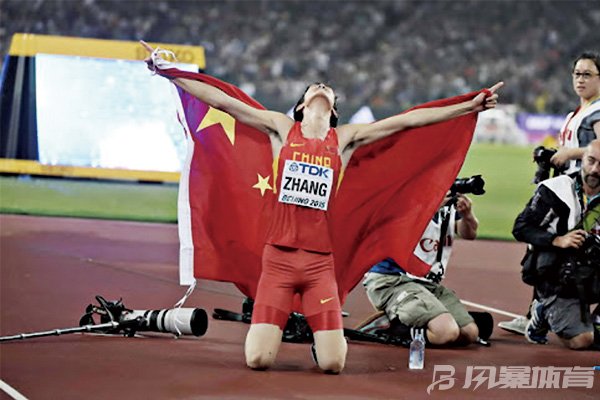 张国伟曾是国内最优秀跳高运动员