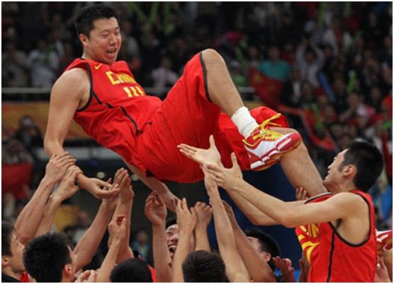 篮球队员王治郅的身高是多少-王治郅身高臂展介绍