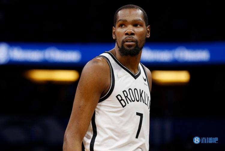 KD：库里是MVP&名人堂级别球员 我在勇士时是双方相互学习