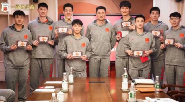 男篮世预赛中国男篮队员们