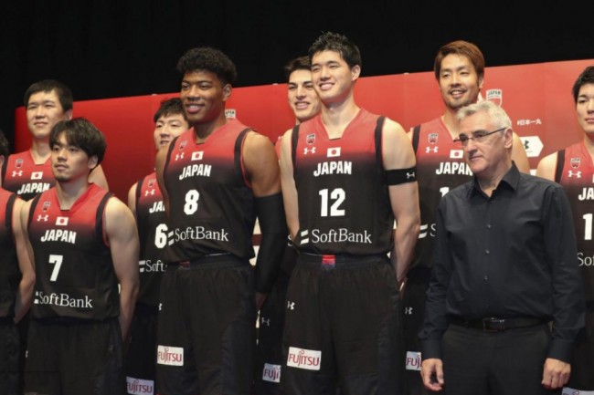 世预赛日本男篮队员们
