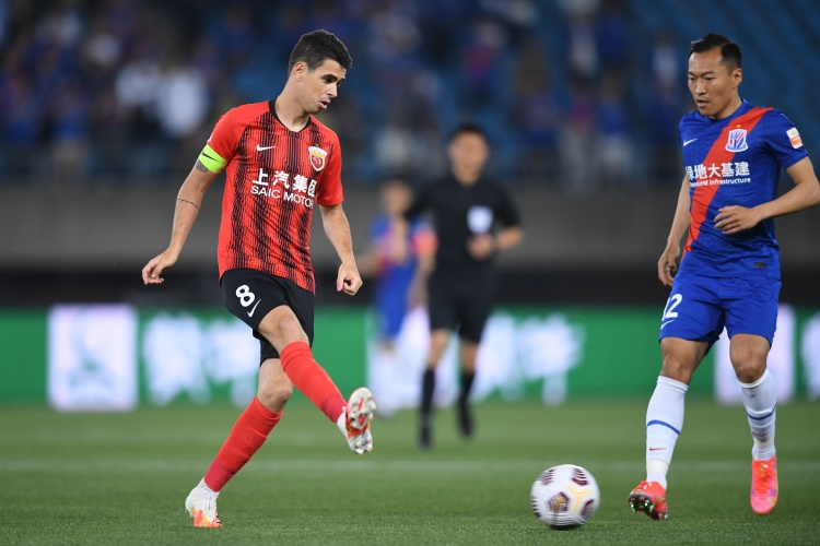 东体:海港本赛季的外援几乎伤了个遍,他们在外援身上吃尽苦头