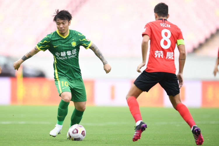 记者:张稀哲因伤提前离开赛区 张玉宁因疲劳本轮轮休