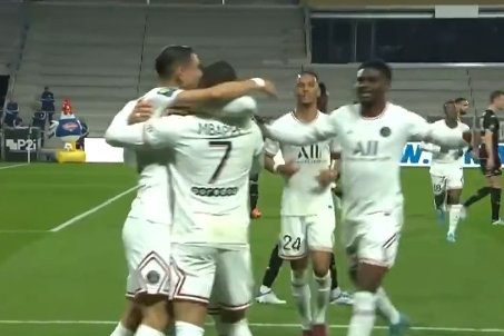 法甲-拉莫斯头槌建功 巴黎3-0昂热15分领跑夺冠在即