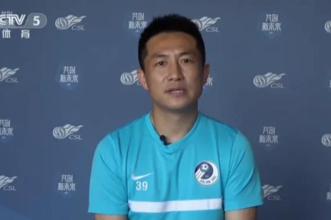 闫相闯：大连给了我生命北京养育了我 对足球的热爱始终都在