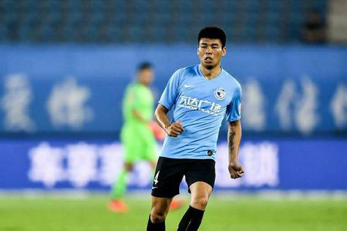 三大新援有望夏窗加盟 海港集齐强劲阵容 最大短板或是主教练