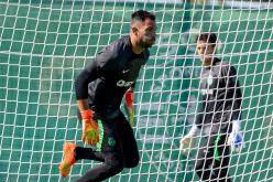 葡萄牙体育门将阿丹右膝内侧韧带受伤 预计将缺阵2个月