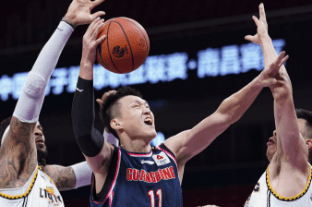 曝周鹏签约深圳 媒体人：广东给他的报价相距甚远