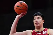 消息源：前山西男篮内线闫鹏飞目前正在和新疆男篮接触