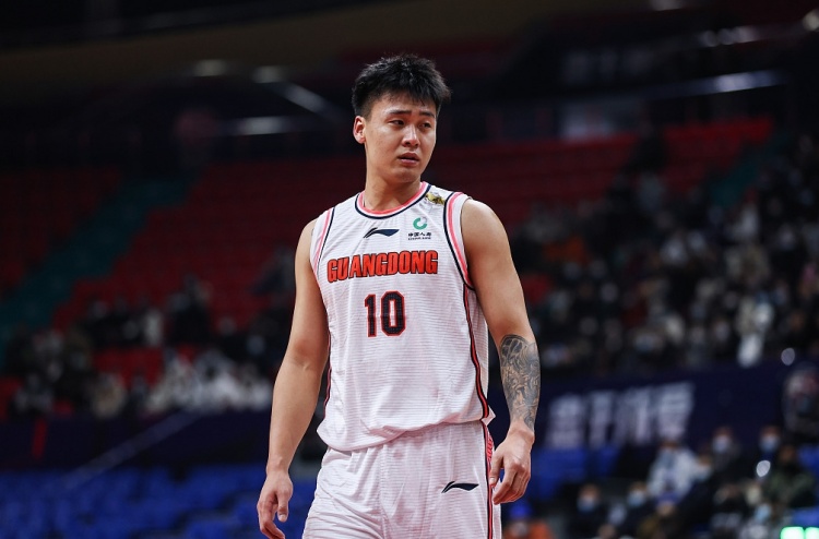 高效输出!赵睿14投7中得到20分8板7助1断 正负值+19