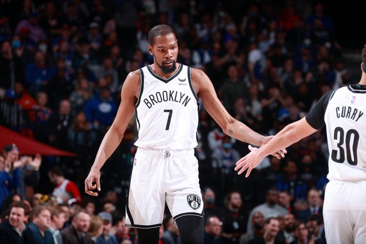 KD:很高兴看到赛斯回归球场 今天我们需要他得的所有分数