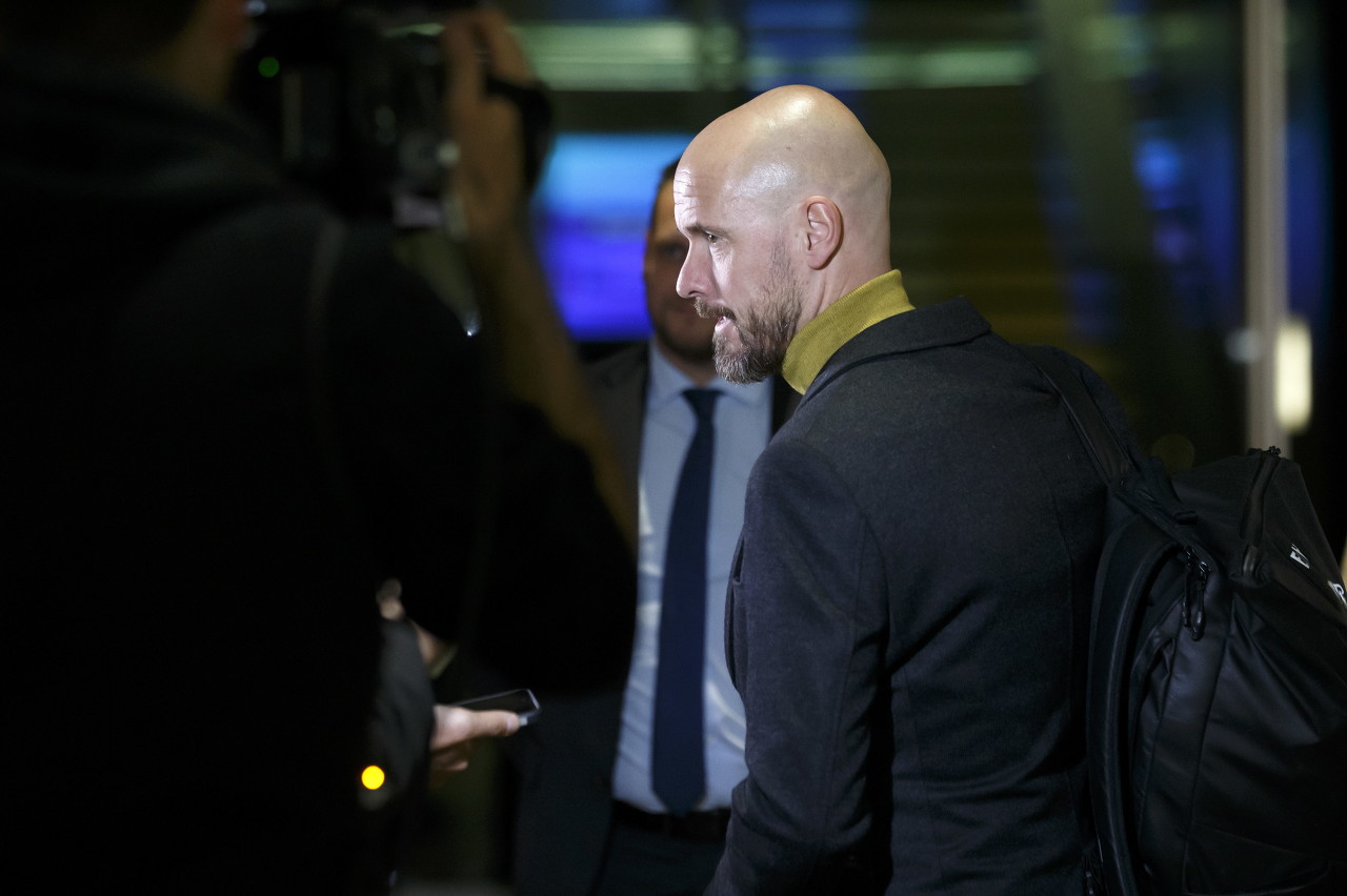 The Athletic:滕哈赫在近期会对曼联的报价做出决定