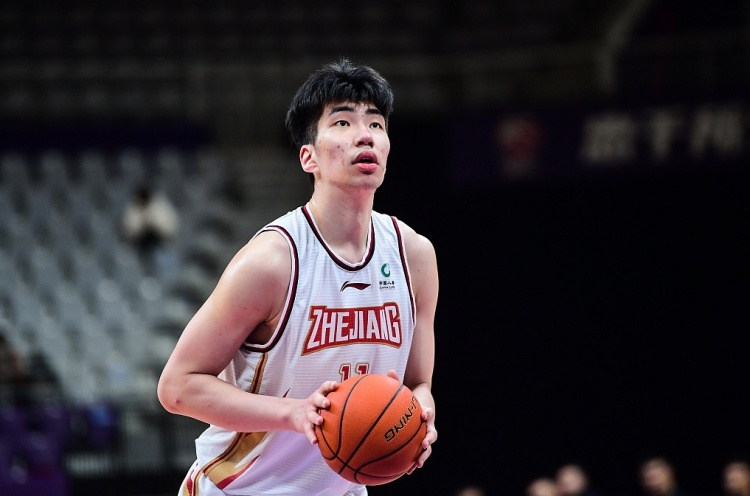 您的位置>首页>篮球战报>nba5月1日讯 浙江男篮新星余嘉豪接受了