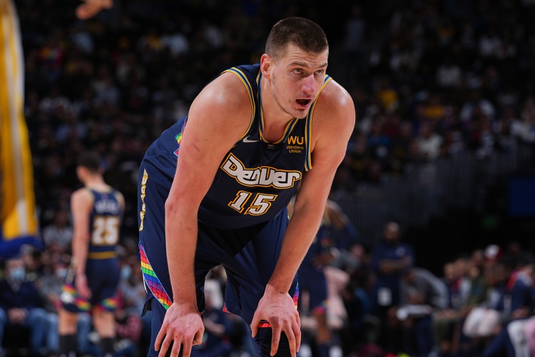 约基奇连续两年获得MVP 继纳什和字母哥后第三位国际球员!