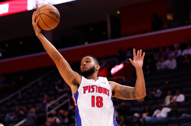 约瑟夫:这场球我们展现了韧性 在NBA打球我们必须努力且聪明