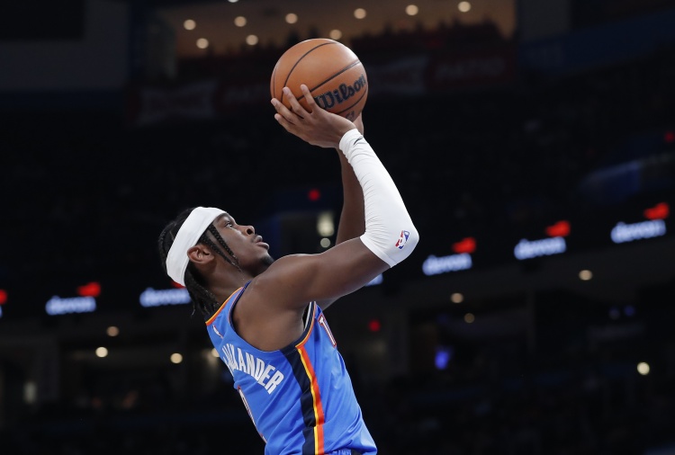 KD:当时没想到亚历山大能像今天这样得分 但我看出他很有天赋