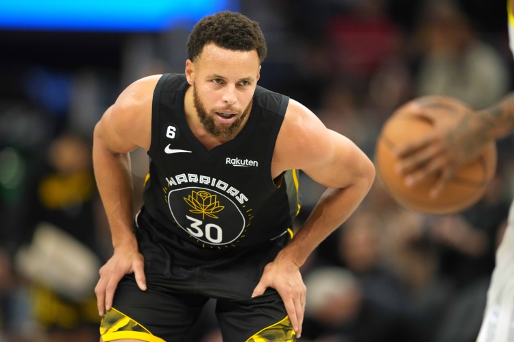 联盟狠抓!NBA本赛季场均吹罚走步2.9次 上赛季场均只有1.3次
