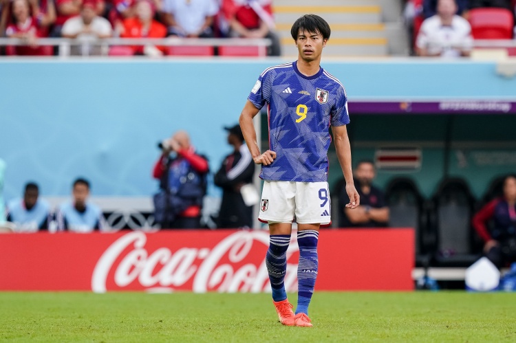日本职业足球运动员协会2022年度各奖项出炉,三笘薰当选最佳球员