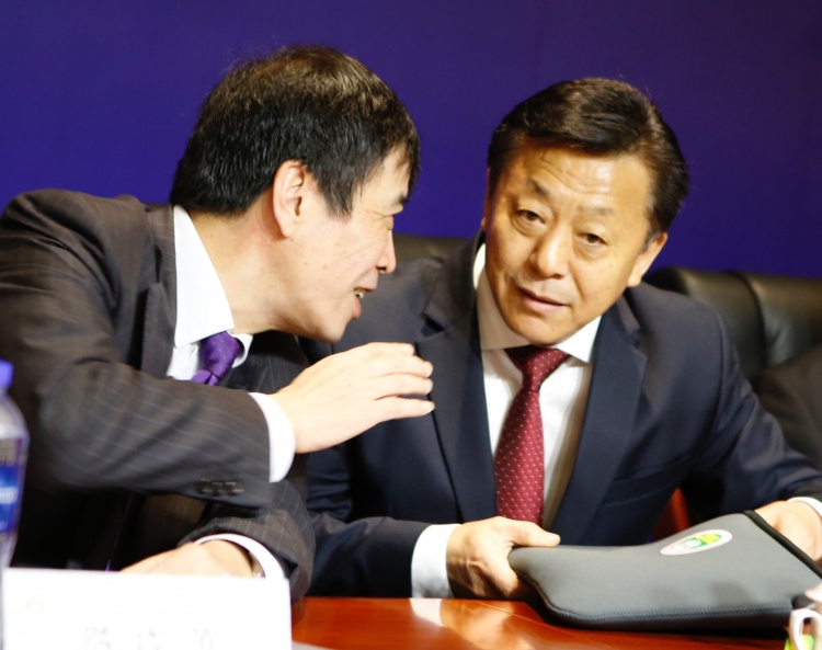 沪媒:陈戌源许诺的管办分离、职业联盟仍未成型,只有空壳子