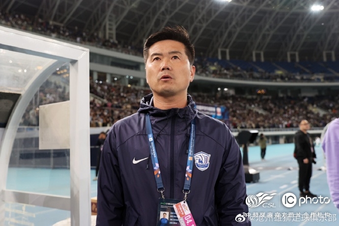 肇俊哲:主客场赛制对中超是好事 双方球迷营造了很好的氛围
