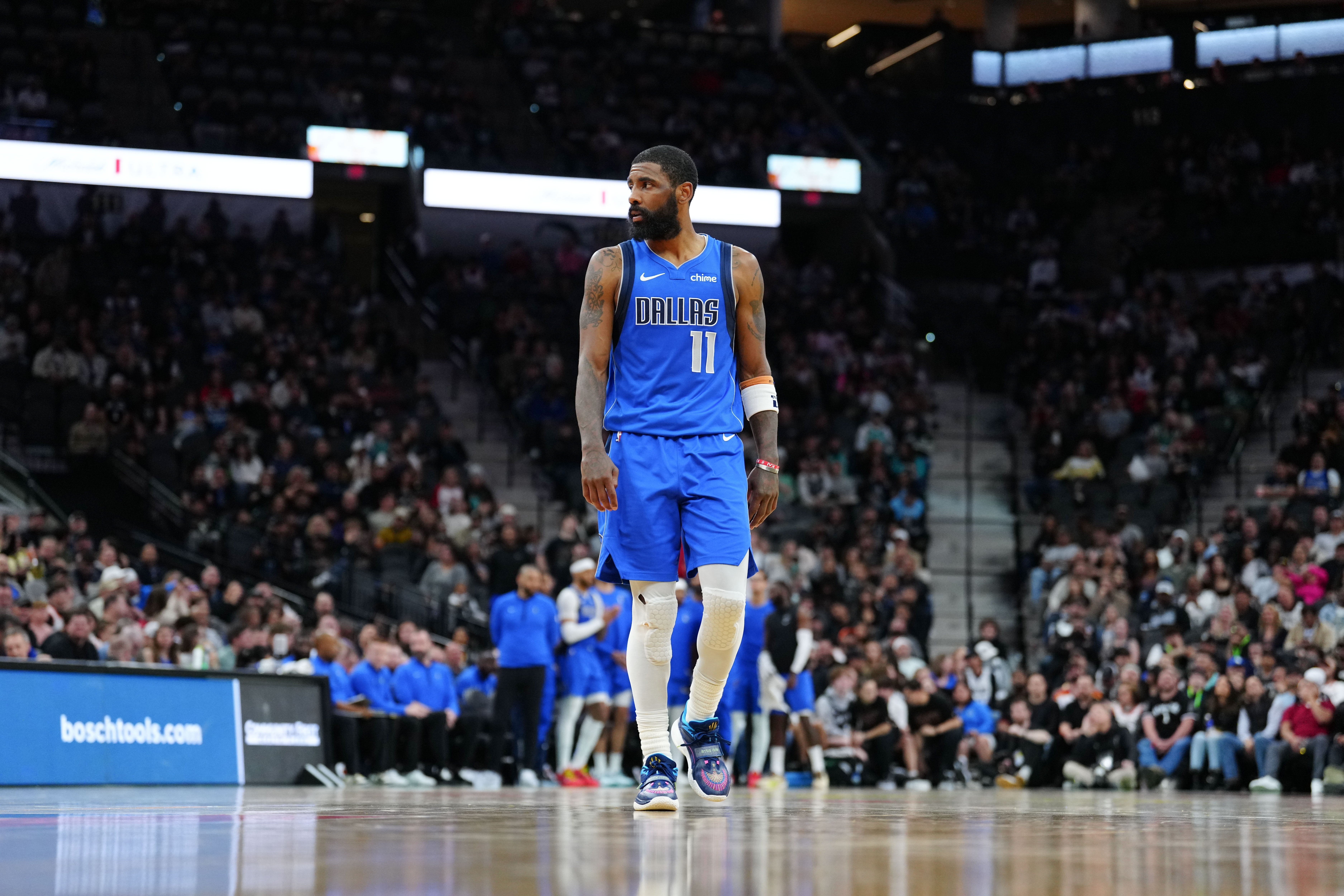 欧文谈锁定西部前十:我被交易到独行侠时 ESPN的评级是D