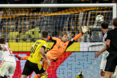 德国超级杯拜仁3-1多特蒙德夺冠 莱万射门2次并过穆勒功勋