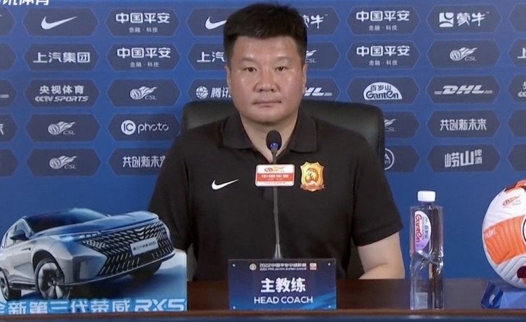 李金羽：0-2输球也合情合理，武汉长江的目标还是从保级做起