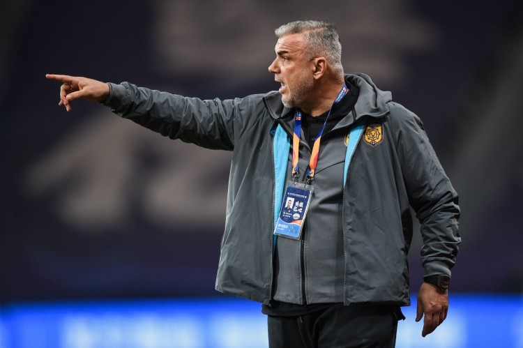 外国媒体:奥拉罗尤被罗马尼亚足协视为国家队教练的候选人