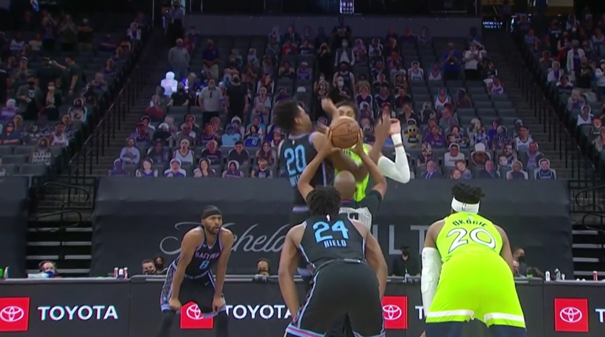 NBA-希尔29 6 5唐斯26 5 6国王险胜森林狼