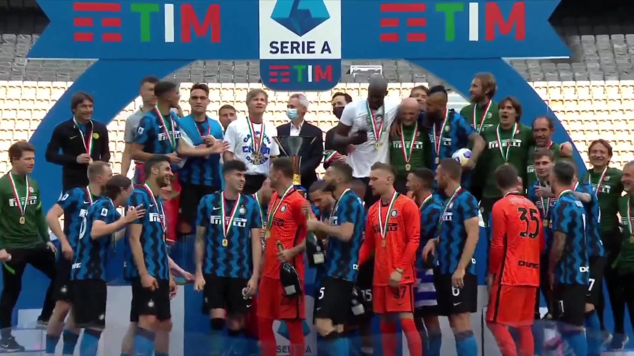 第19座联赛冠军！国际米兰意甲冠军颁奖仪式