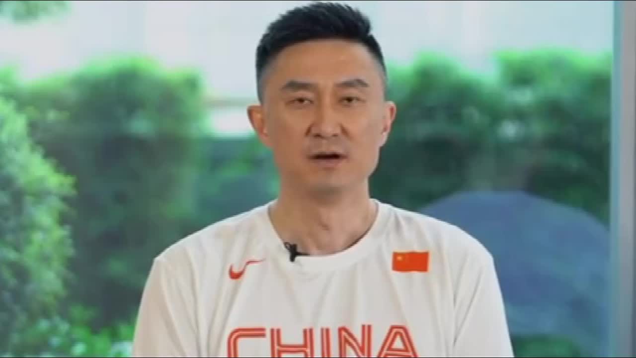 杜锋：打落选赛中国男篮困难巨大 希望球迷给予我们包容
