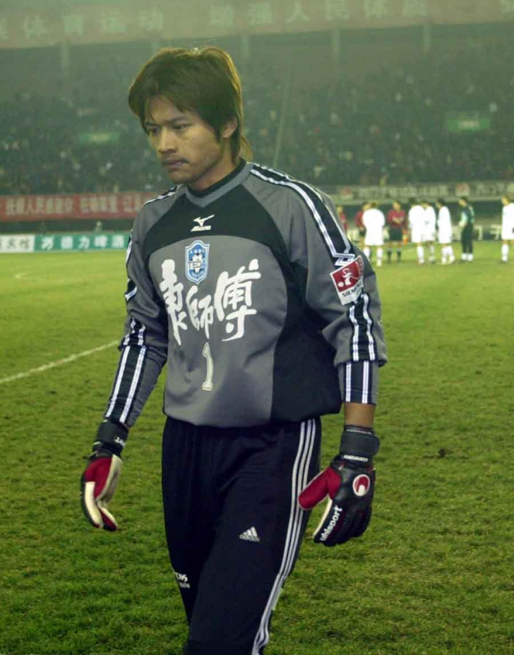 42岁之前 国门刘云菲回到陕西加入雕像作为一名球员和守门员教练