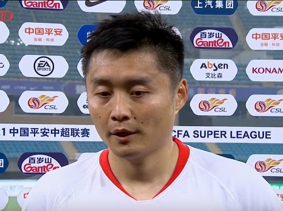 李兴:联盟第一场大家都有点紧张 李使球队在细节上取得很大进步