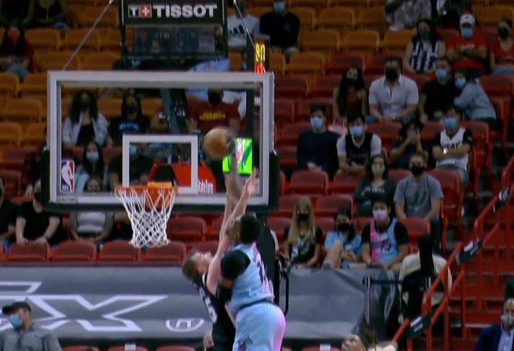 爆款！阿德巴约霸王硬上弓隔音板按钮Poeltl