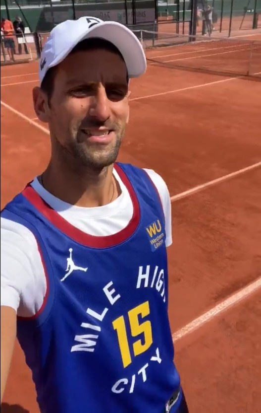 德约科维奇祝贺约基奇:祝贺你当选MVP 这是你应得的