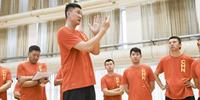 男篮亚洲预赛:中国男篮战胜日本 周