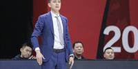 三条消息！杨明谈赵奇伟 郭艾伦祝福男篮 新疆男篮续约